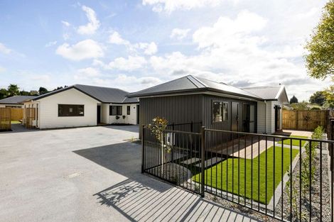 Photo of property in 18 Mount View Road, Melville, Hamilton, 3206