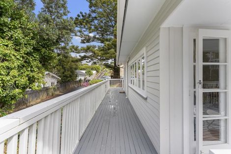 Photo of property in 36a Clayburn Road, Glen Eden, Auckland, 0602