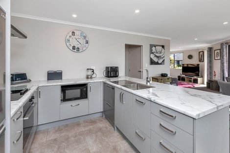 Photo of property in 3 Green Estate Drive, Waipu, 0510