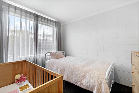 Photo of property in 1/164 Edgeware Road, Edgeware, Christchurch, 8013