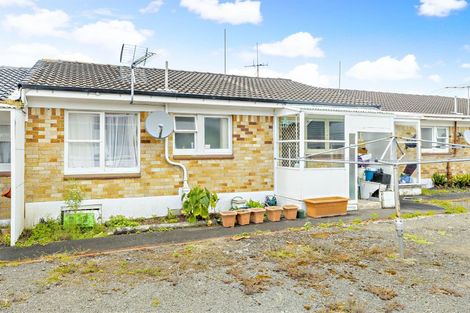 Photo of property in 4/35 Elliot Street, Papakura, 2110