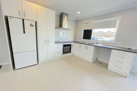 Photo of property in 61 Glidepath Road, Hobsonville, Auckland, 0616