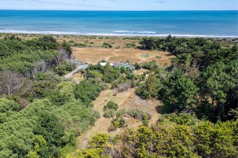 Photo of property in 69 Sims Road, Te Horo Beach, Otaki, 5581
