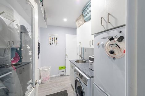 Photo of property in 9 Rimu Lane, Wanaka, 9305