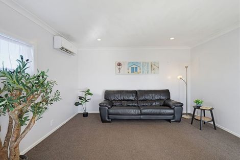 Photo of property in 2a Waitai Street, Castlecliff, Wanganui, 4501