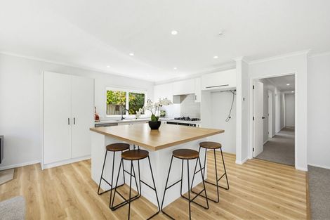 Photo of property in 15 Legorne Lane, Havelock North, 4130