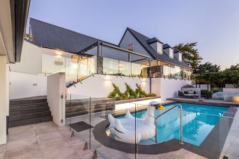 Photo of property in 4 Nehru Place, Cashmere, Christchurch, 8022