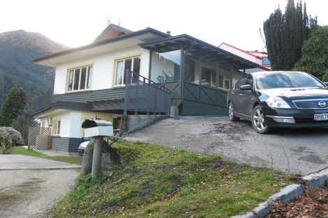 Photo of property in 8 Turner Street, Queenstown, 9300