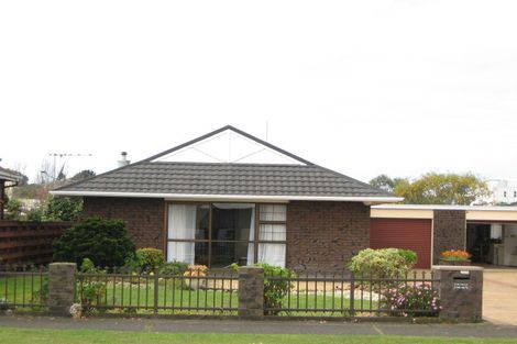 Photo of property in 135a Seaview Road, Westown, New Plymouth, 4310