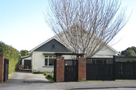 Photo of property in 54 Paynters Avenue, Strandon, New Plymouth, 4312