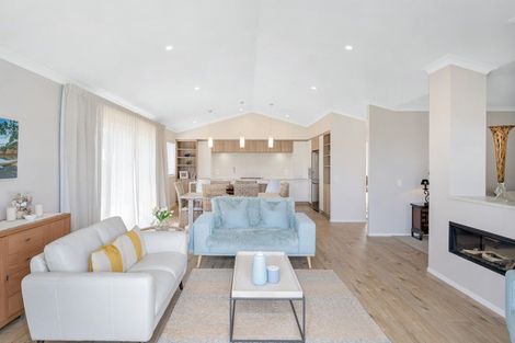 Photo of property in 5 Onerere Drive, Whitianga, 3510