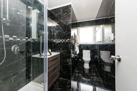 Photo of property in 1/1 Pine Street, New Lynn, Auckland, 0600