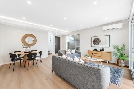 Photo of property in 13b Liam Place, Half Moon Bay, Auckland, 2012