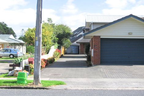 Photo of property in 1/77 Hattaway Avenue, Bucklands Beach, Auckland, 2012