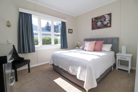 Photo of property in 708 Mackay Street, Thames, 3500