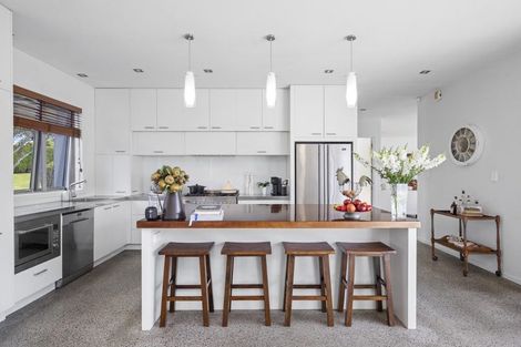 Photo of property in 14 Millbrook Drive, Waiuku, 2683