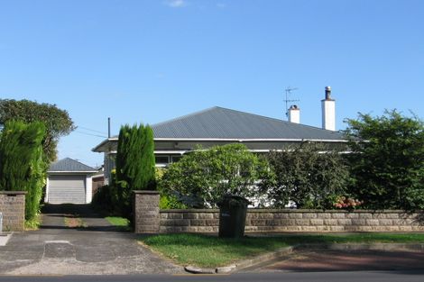Photo of property in 73 Campbell Road, One Tree Hill, Auckland, 1061