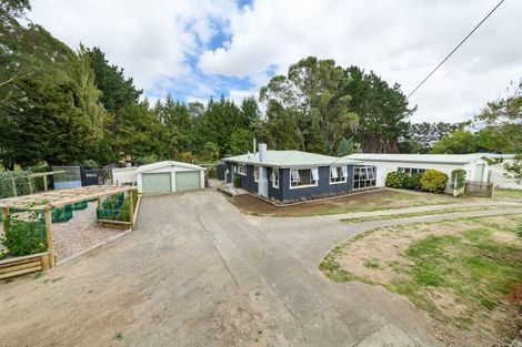 Photo of property in 1112 Rangiotu Road, Rangiotu, Palmerston North, 4477