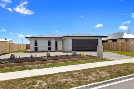 Photo of property in 4 Kotare Drive, Coastlands, Whakatane, 3120