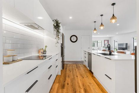 Photo of property in 9 Noel Close, Mangawhai Heads, Mangawhai, 0573