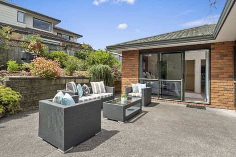 Photo of property in 24 Coventry Way, Long Bay, Auckland, 0630