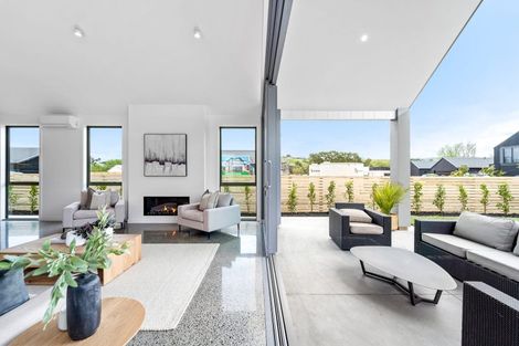 Photo of property in 9 Tiaki Lane, Matakana, 0985