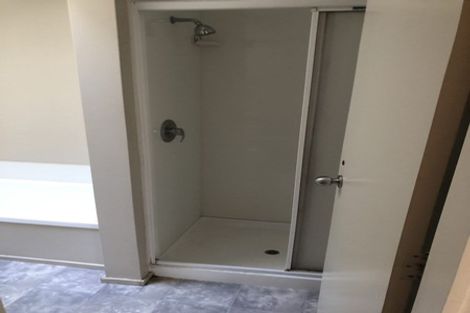 Photo of property in 10 George Street, Thorndon, Wellington, 6011