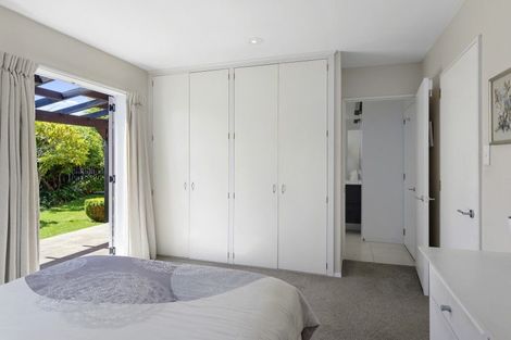 Photo of property in 1 Kelson Lane, Ilam, Christchurch, 8041