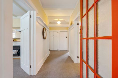 Photo of property in 2 Kent Road, Regent, Whangarei, 0112
