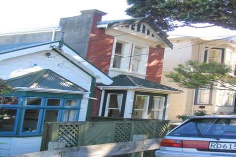 Photo of property in 49 Hawker Street, Mount Victoria, Wellington, 6011