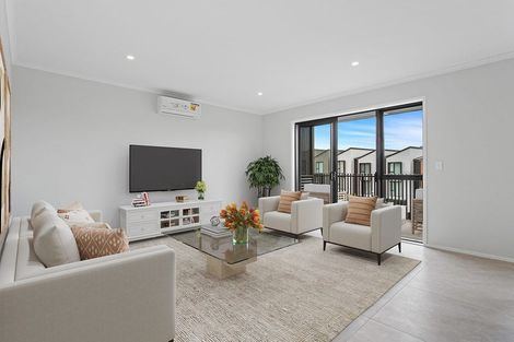 Photo of property in 2/33 Nugget Avenue, Hobsonville, Auckland, 0616