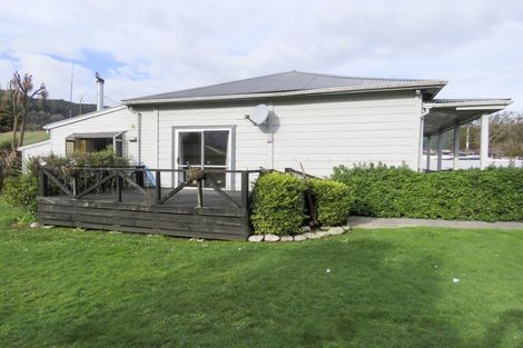 Photo of property in 51 Dick Street, Reefton, 7830