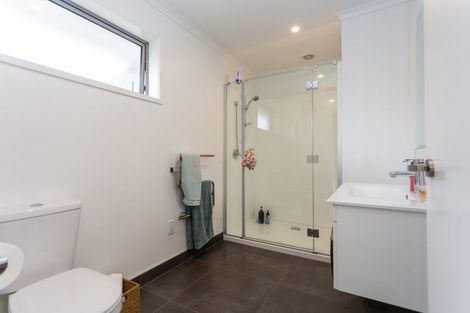 Photo of property in 5 Dove Grove, Westmorland, Christchurch, 8025