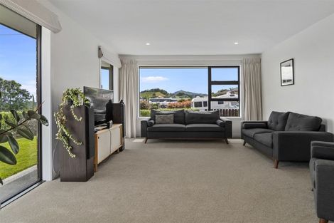 Photo of property in 110 Waikite Road, Welcome Bay, Tauranga, 3175