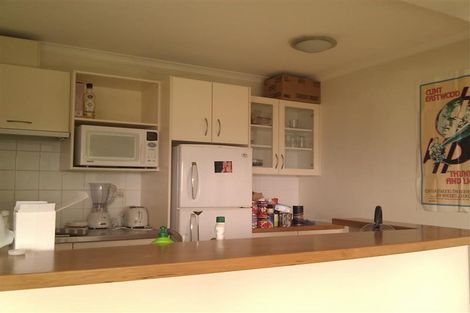 Photo of property in 50 Apuka Street, Brooklyn, Wellington, 6021