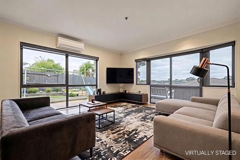 Photo of property in 27 Mt Lebanon Crescent, The Gardens, Auckland, 2105