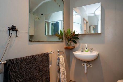 Photo of property in 28 Cedar Road, Te Awanga, 4102