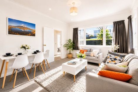 Photo of property in 1/62 Hillcrest Road, Papatoetoe, Auckland, 2025