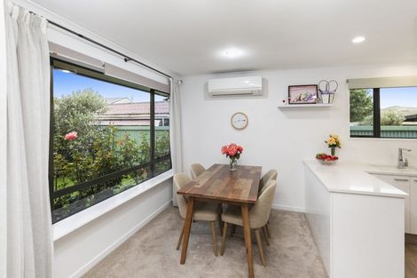 Photo of property in 2/17 Cunningham Place, Halswell, Christchurch, 8025