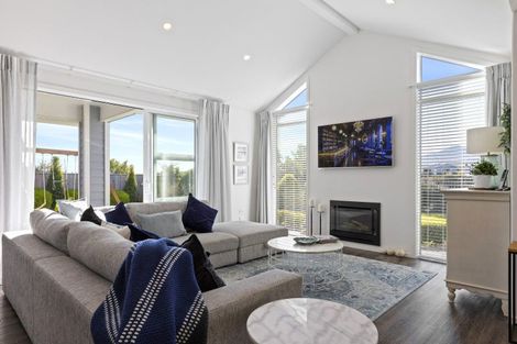 Photo of property in 13 Tuhua Close, Wharewaka, Taupo, 3330