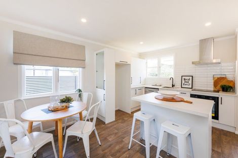 Photo of property in 11 Benmore Avenue, Cloverlea, Palmerston North, 4412