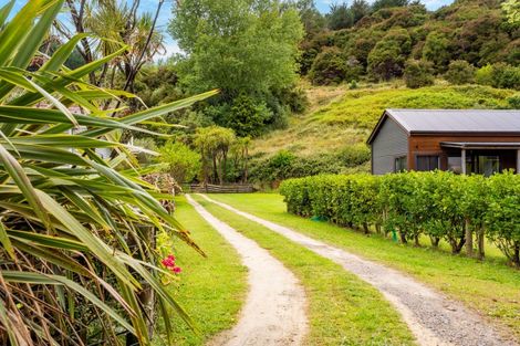 Photo of property in 630 Waipatiki Road, Tangoio, Napier, 4181