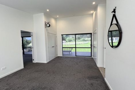 Photo of property in 67 Whitemans Valley Road, Whitemans Valley, Upper Hutt, 5371