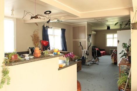 Photo of property in 14 Kingslea Street, Holmes Hill, Oamaru, 9401