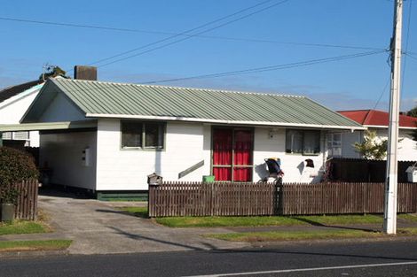 Photo of property in 241 Robertson Road, Mangere East, Auckland, 2024