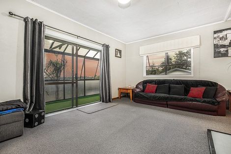 Photo of property in 10 Grierson Place, Pukekohe, 2120