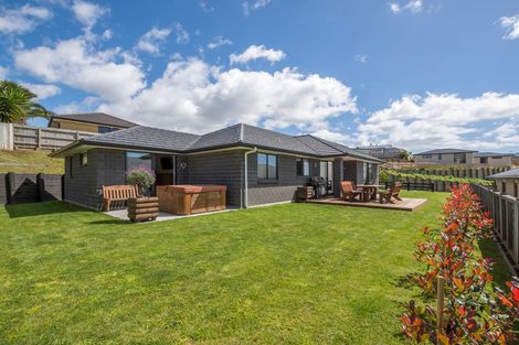 Photo of property in 28 Utopia Park Heights, Welcome Bay, Tauranga, 3112