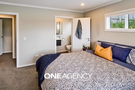 Photo of property in 49c Rose Street, Ranui, Porirua, 5024