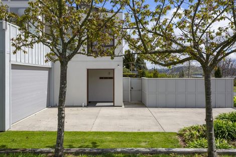 Photo of property in 35 Shepherd Road, Waipahihi, Taupo, 3330