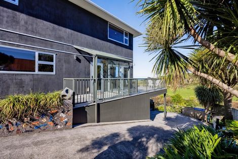 Photo of property in 48 Kawei Road, Ohawe, Hawera, 4671